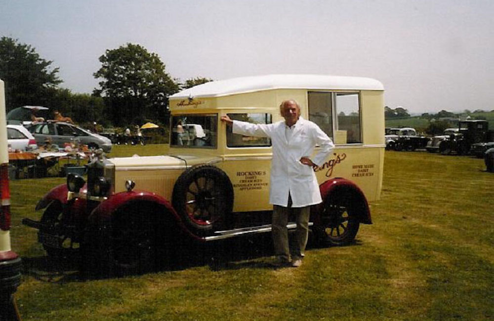 Geoffrey Hocking with old van 2006